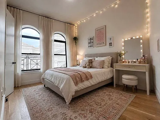 Bedroom, photo 2