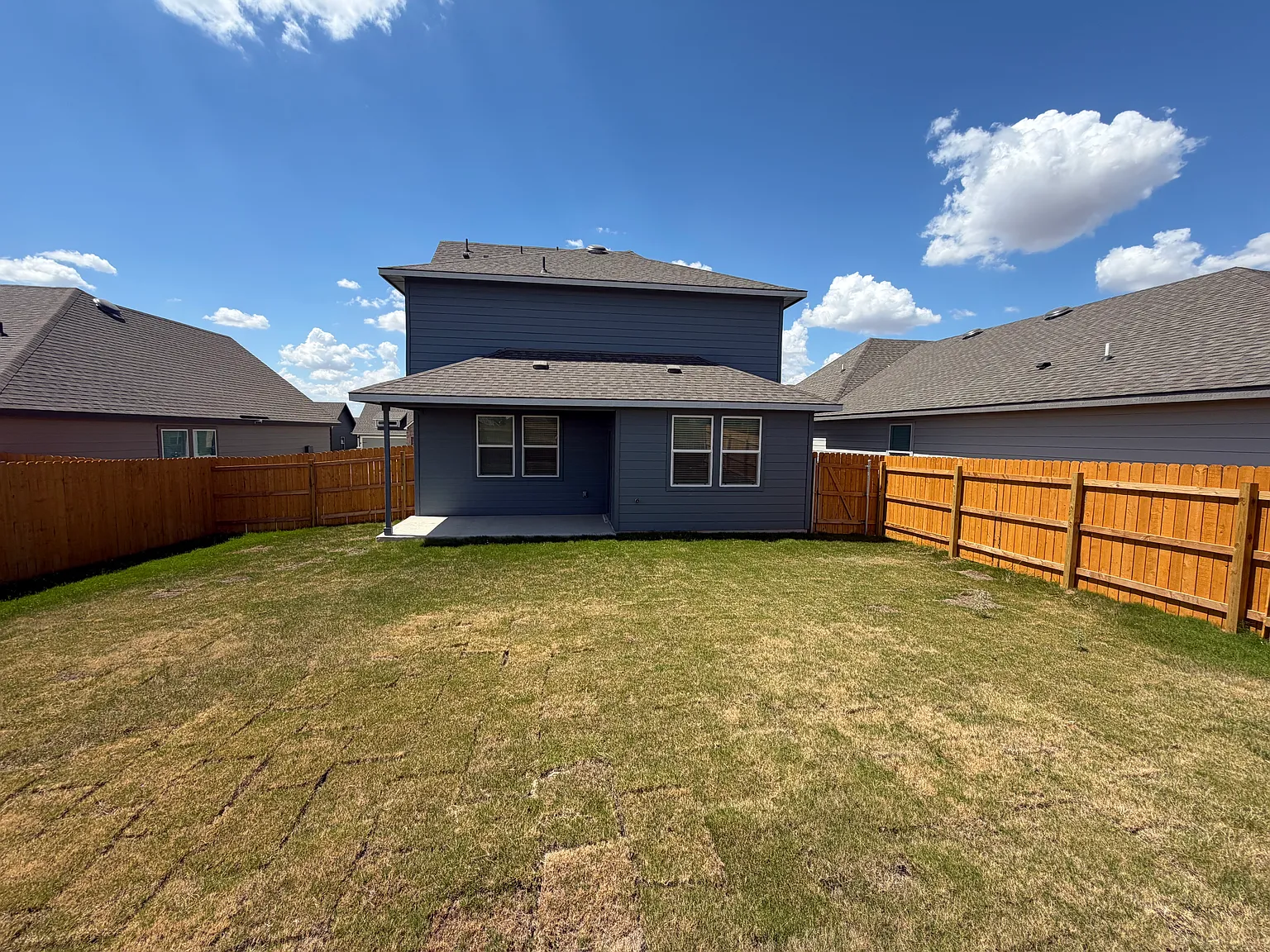 3 bed, 1691 sqft, $2,500 — Photo 3