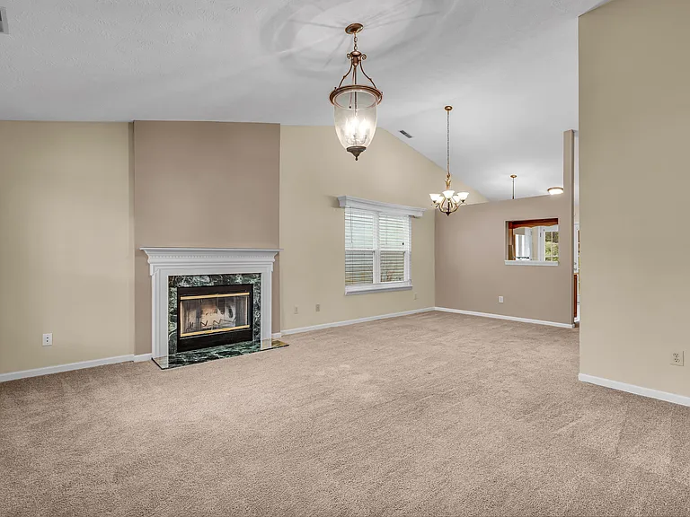 6748 Wimbledon Dr — Photo 5