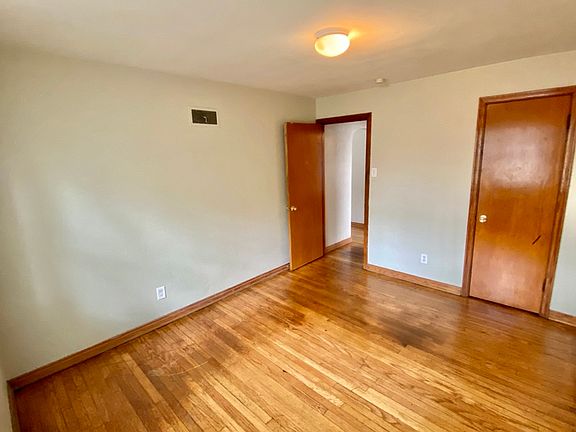 4th image of 6327 Alaska Ave