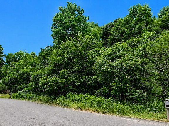 4th image of 6158 Deer Run