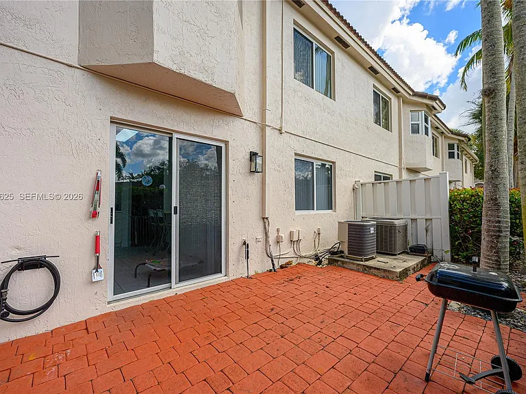 7760 NW 22nd St #103 — Photo 15
