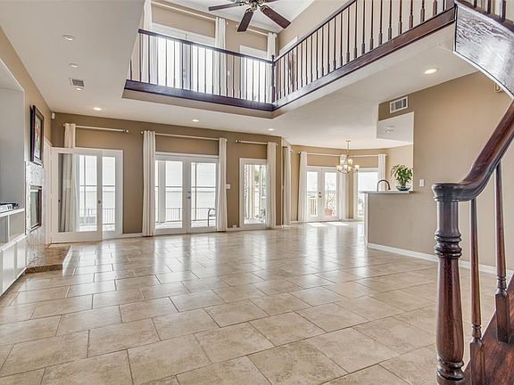 3rd image of 7191 Kingston Cove Ln