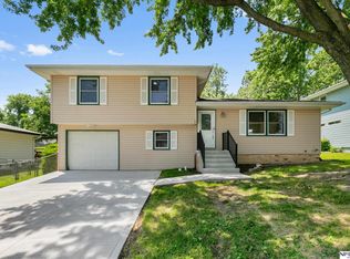 3201 Coffey Ave, Bellevue, NE 68123