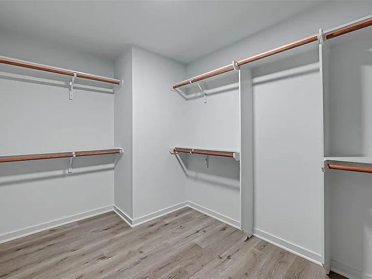 3510 Contempo Dr — Photo 23