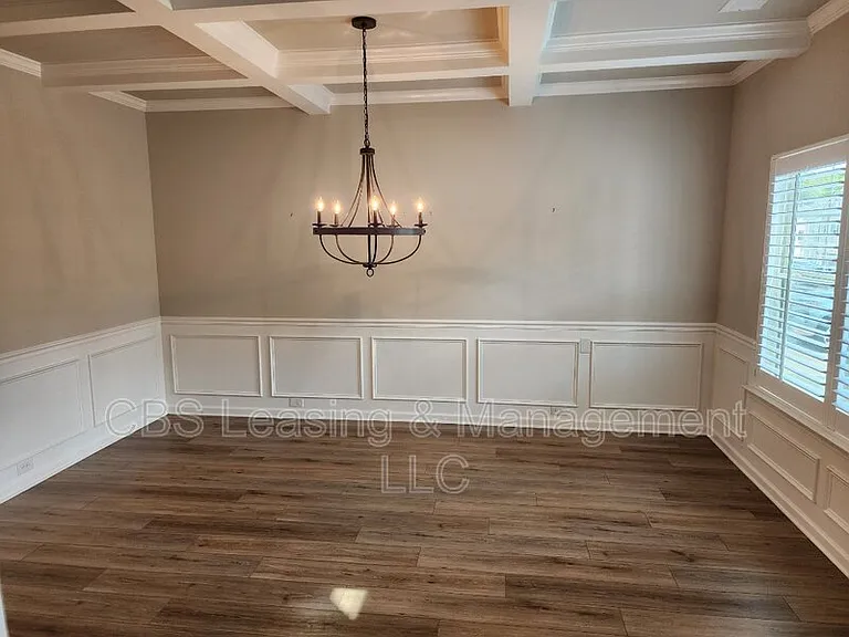 2112 Sequoia Dr — Photo 4