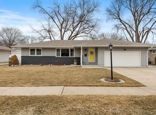 306 SE 10th St, Ankeny, IA 50021