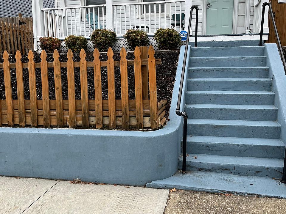 1st image of 1404 N 22nd St #B