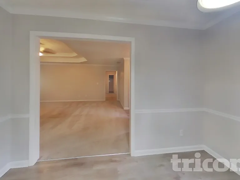 1911 Kevin Dr SE — Photo 4