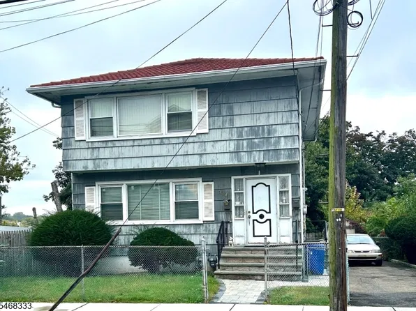 137 E 26th St Floor 2, Paterson, NJ 07514