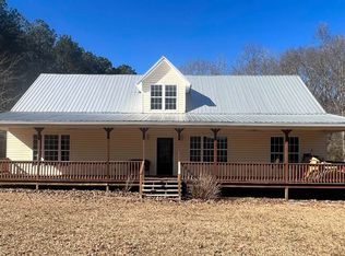 320 Vickey Ln, Boaz, AL 35956