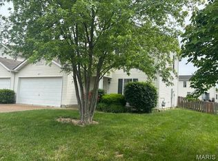 447 Kaylene Dr #2011B, Wentzville, MO 63385