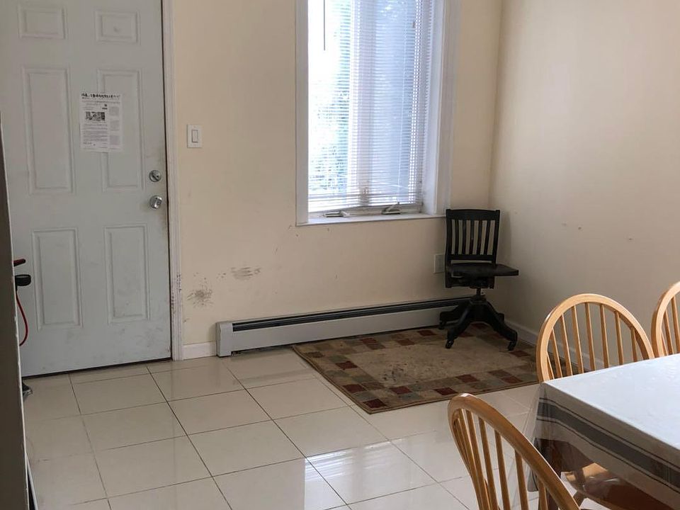 1st image of 8246 167th St