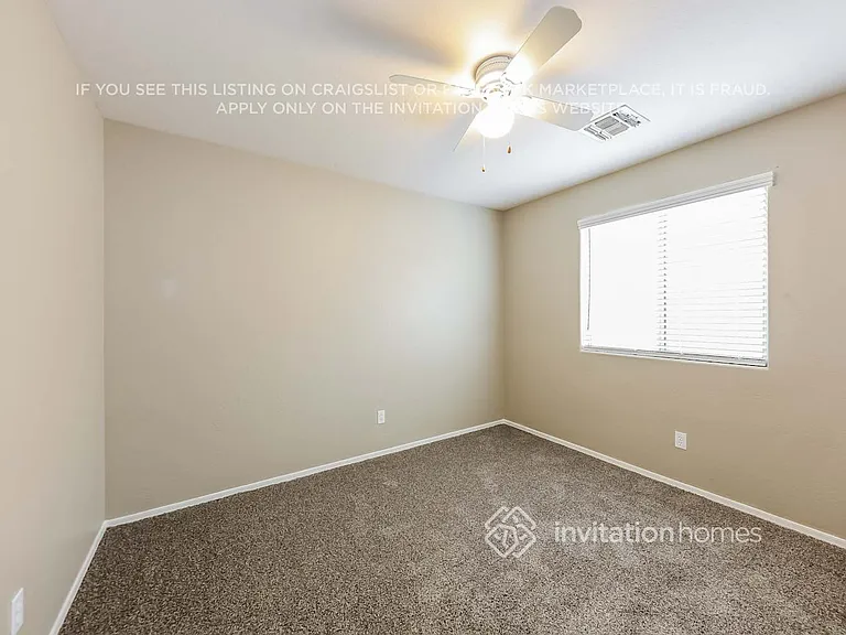 2122 S 114th Ave — Photo 10