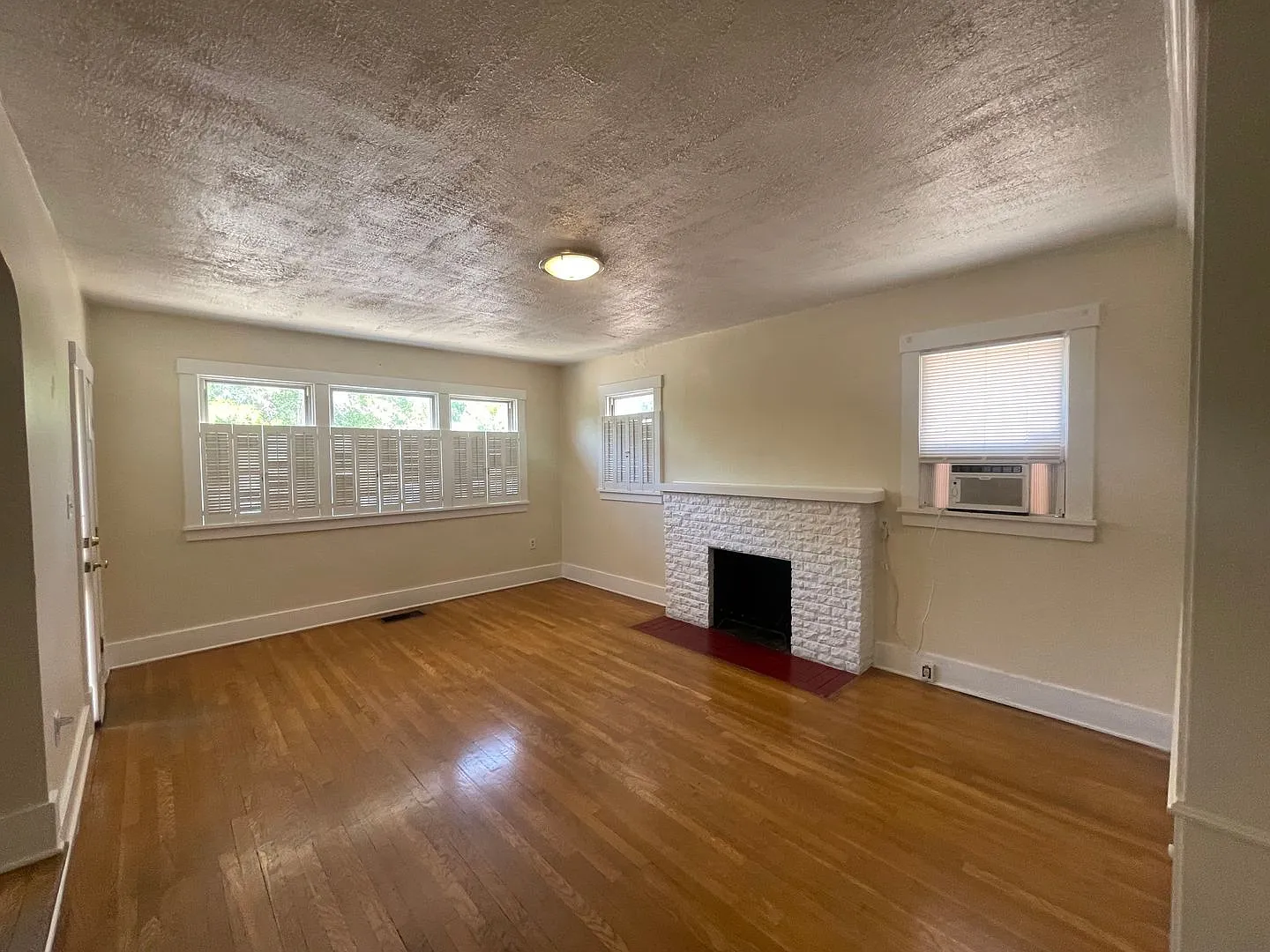 Main Campus Home — Photo 4