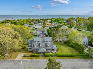 35 Grayton Avenue, Hyannis Port, MA 02647