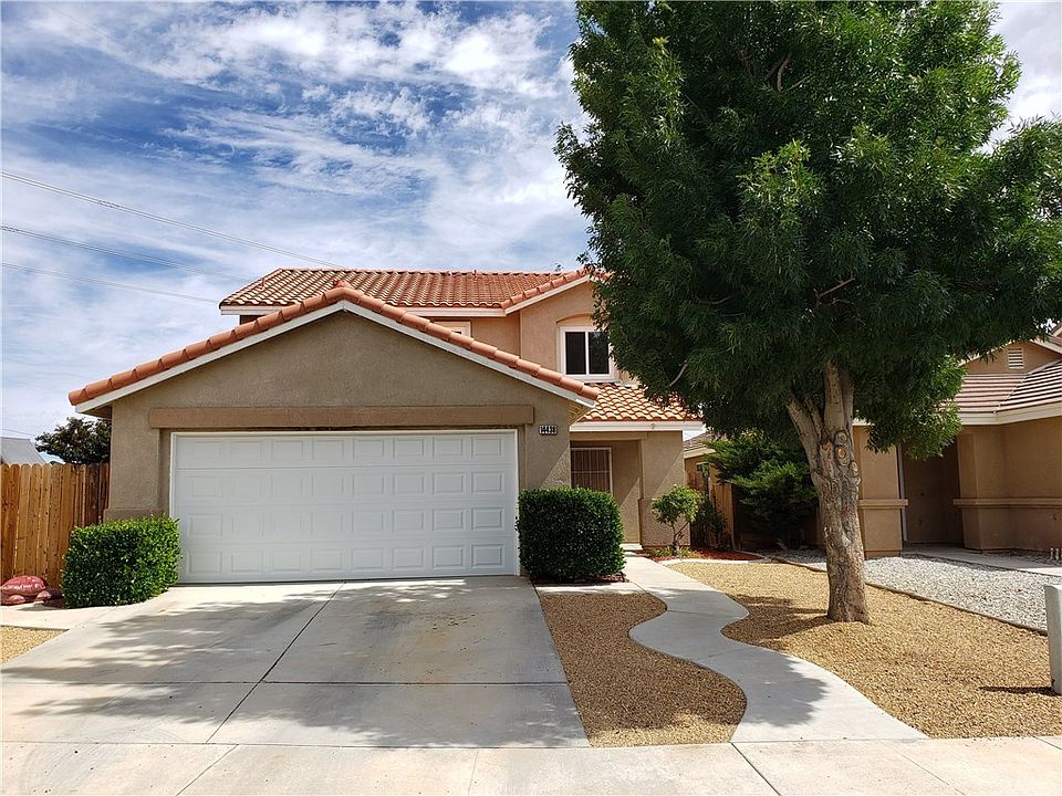 2nd image of 14438 Carter Ct