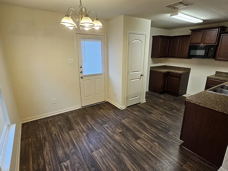 24053 Wilde Dr — Photo 8
