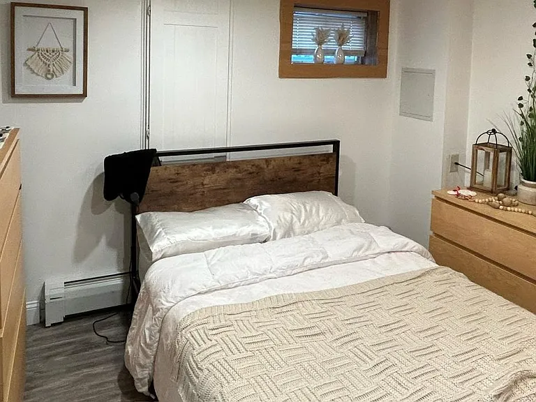 4th St — Photo 2