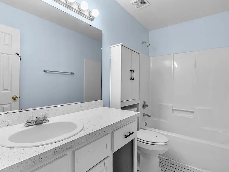4223 Woodridge Dr — Photo 20
