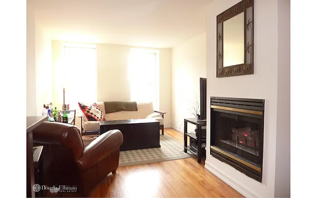 Rented by Douglas Elliman | media 51