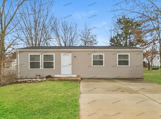 5 Spring Fawn Ln, Saint Peters, MO 63376