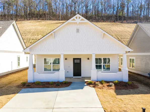 1285 Shades Ter, Birmingham, AL 35210