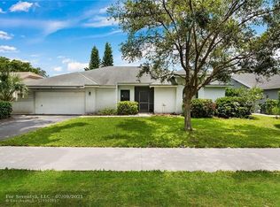 4285 NW 52nd St, Coconut Creek, FL 33073