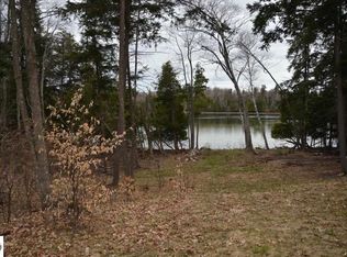 4738 Truax Lake Rd, Williamsburg, MI 49690