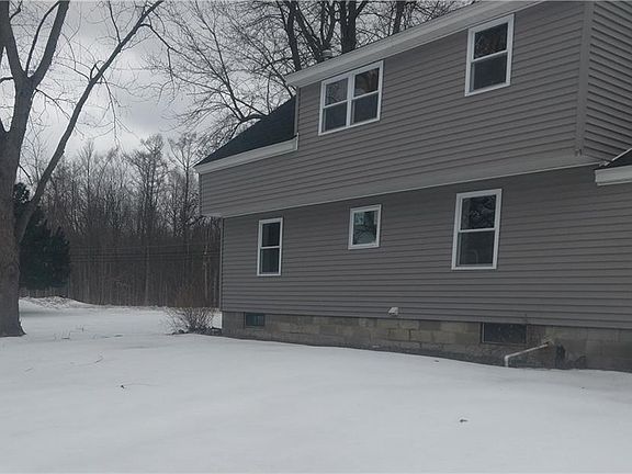 3rd image of 63 Artillery Ln