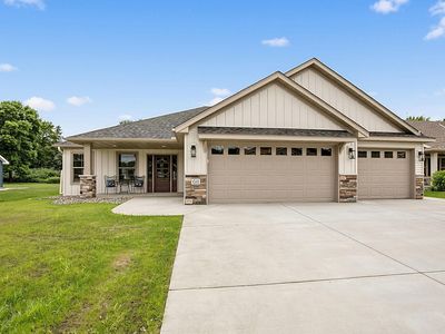 611 Brookwood Ln, Saint Cloud, MN, 56303
