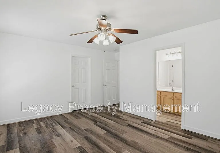 1316 Snow Ct — Photo 10