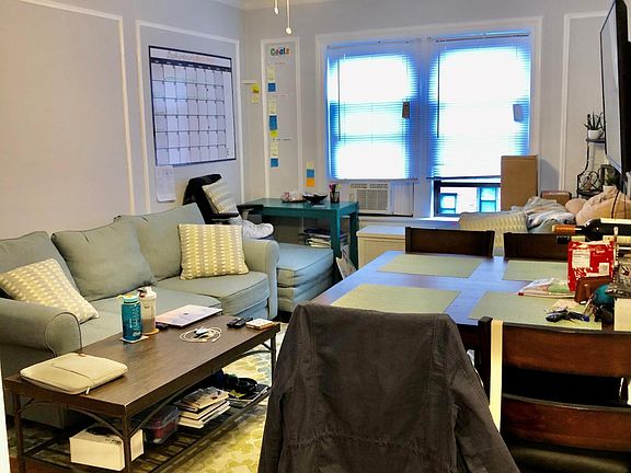 2nd image of 2351 W Wilson Ave APT 211