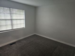 305 Pine Ridge Dr #305, Lenoir City, TN 37771