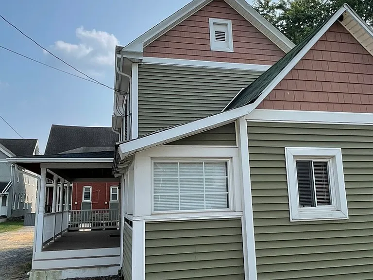 1145 Isabella Ct — Photo 24