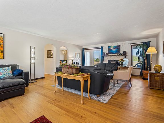 2nd image of 504 Ben Hogan Dr