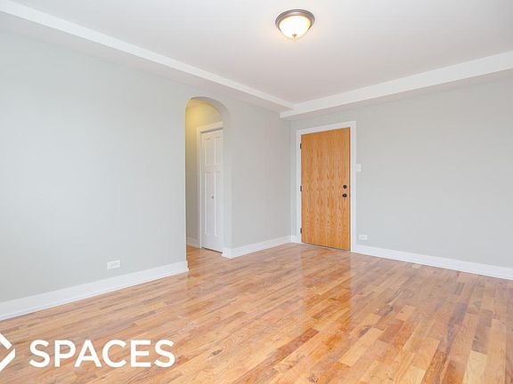 4th image of 550 W Arlington Pl APT 602