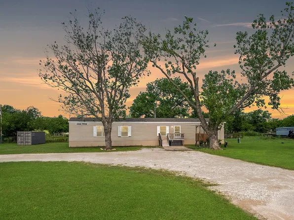 1787 Fm 371, Gainesville, TX 76240