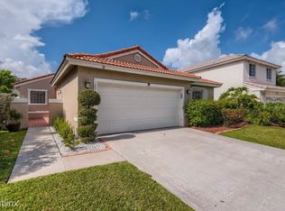 18946 NW 10th St, Hollywood, FL 33029
