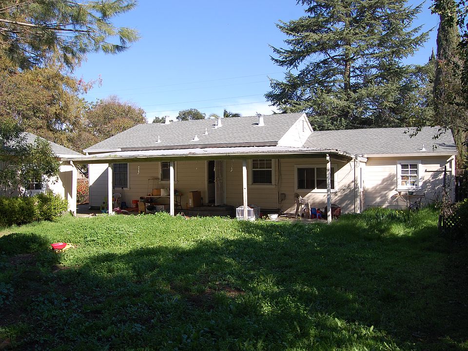 2nd image of 1371 Rosalia Ave
