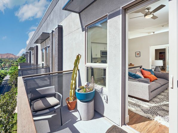 3870 Main St APT 411