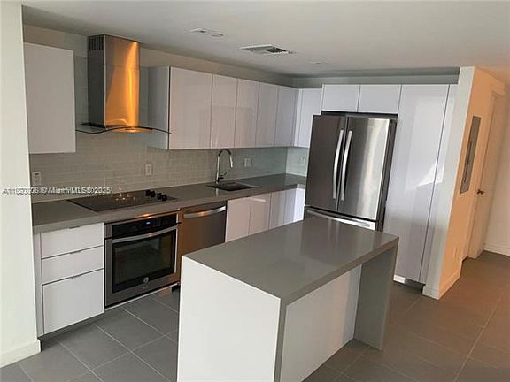 2nd image of 1600 NE 1st Ave APT 1114