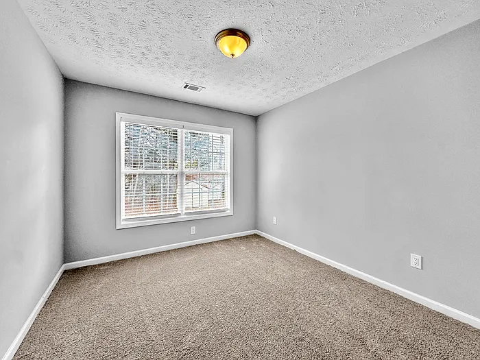 2822 Arbor Ct SE — Photo 14