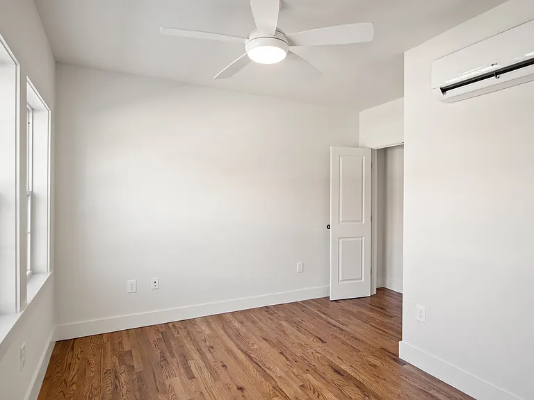 2733 E Magnolia Ave #104 — Photo 7