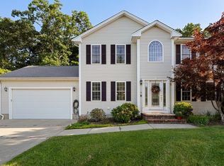 3 Joy Rd, New Bedford, MA 02740