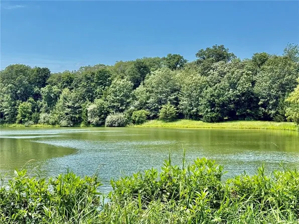 21358 148th St, Maryville, MO 64468