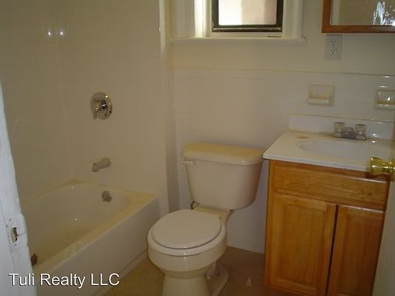 3rd image of 2685 Kennedy Blvd APT 1D