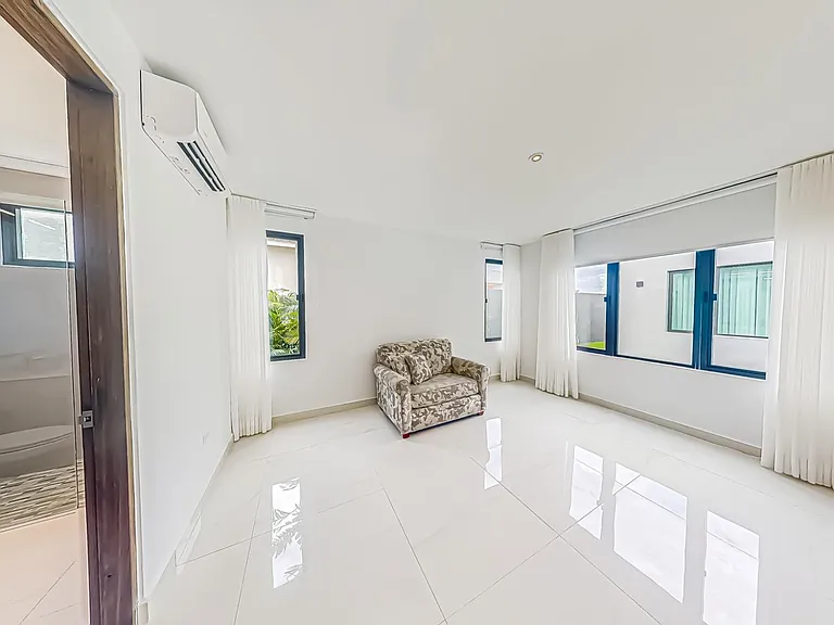 902 Sabanera — Photo 21