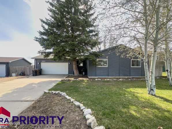 1101 Vanscoy Dr, Gillette, WY 82718