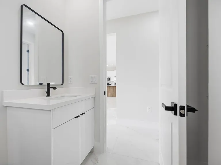 1299 Barton Ave — Photo 15